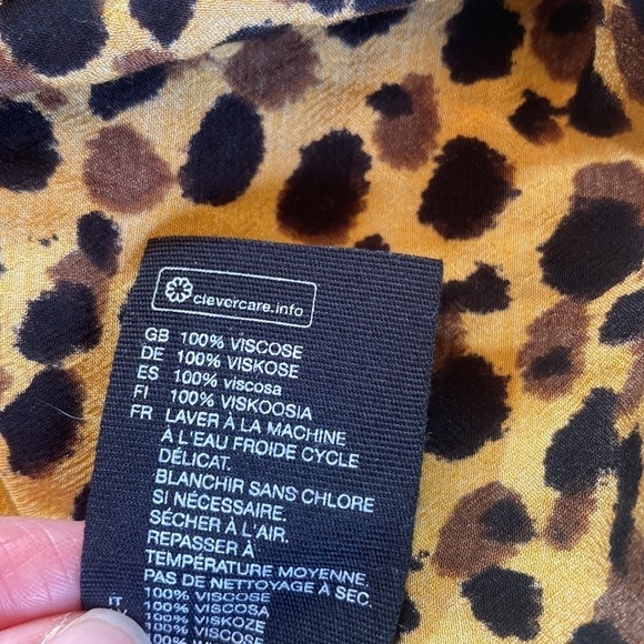 & Other Stories Leopard Print Button Down Shirt sz 4 - Picture 10 of 11